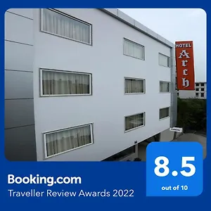 https://airport-hotel-arch-new-delhi.hotelsdelhi.org